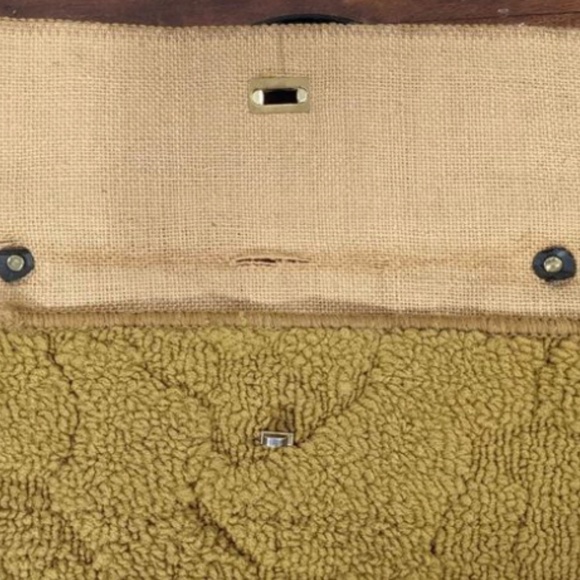 Vintage punch needle purse - Picture 4 of 5